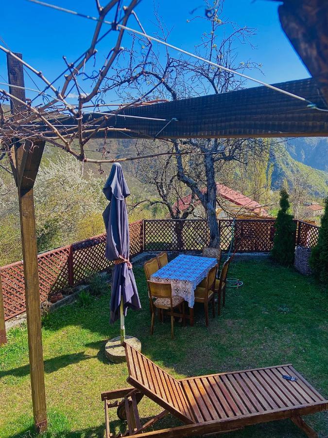Cottage Modrich Struga Exterior foto